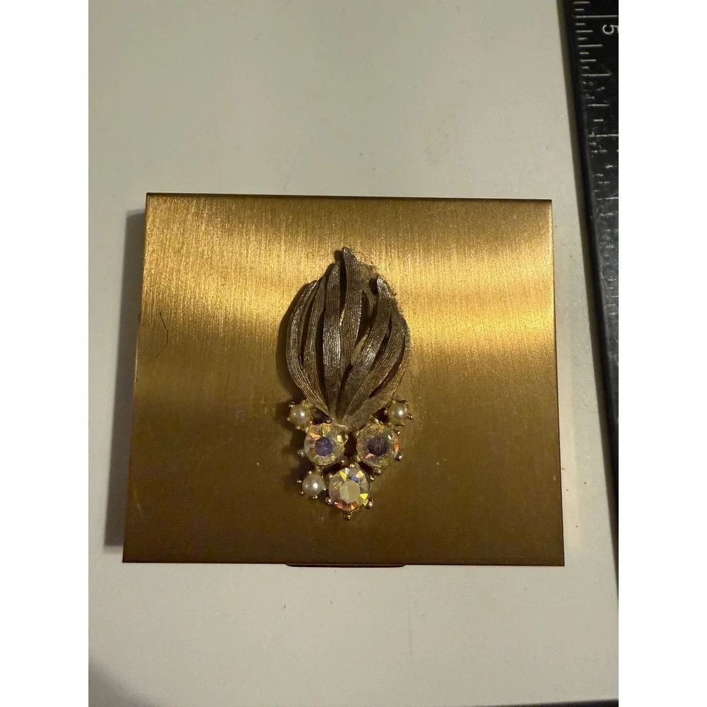 Vintage SJC 5th Avenue Gold Compact Aurora Borealis Rhinestone Faux Pearl Leaf